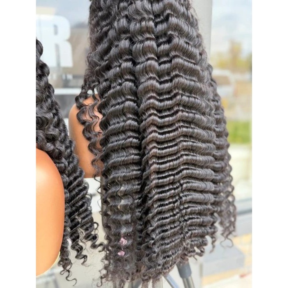 26" Ultra-HD 13*6 Deep Wave 300% Density Lace Front Human Hair Wig - Picture 4 of 6